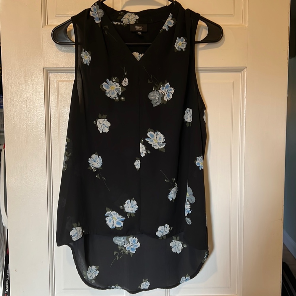 Light flowered blouse XS